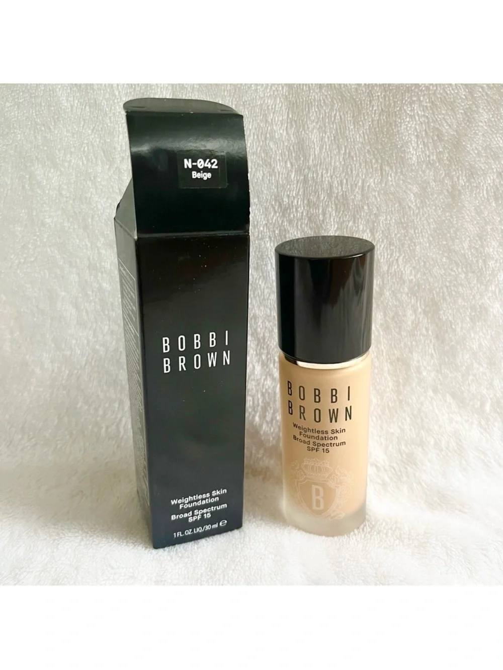 Bobbi Brown Weightless Skin Foundation Broad Spectrum SPF15 • loz #N-042Beige